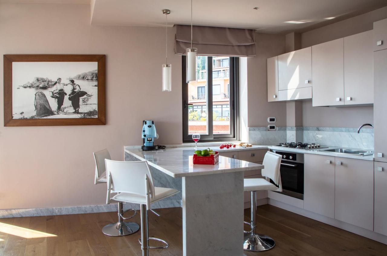 Fenetre Sur Le Blue Apartment ตาออร์มินา ภายนอก รูปภาพ